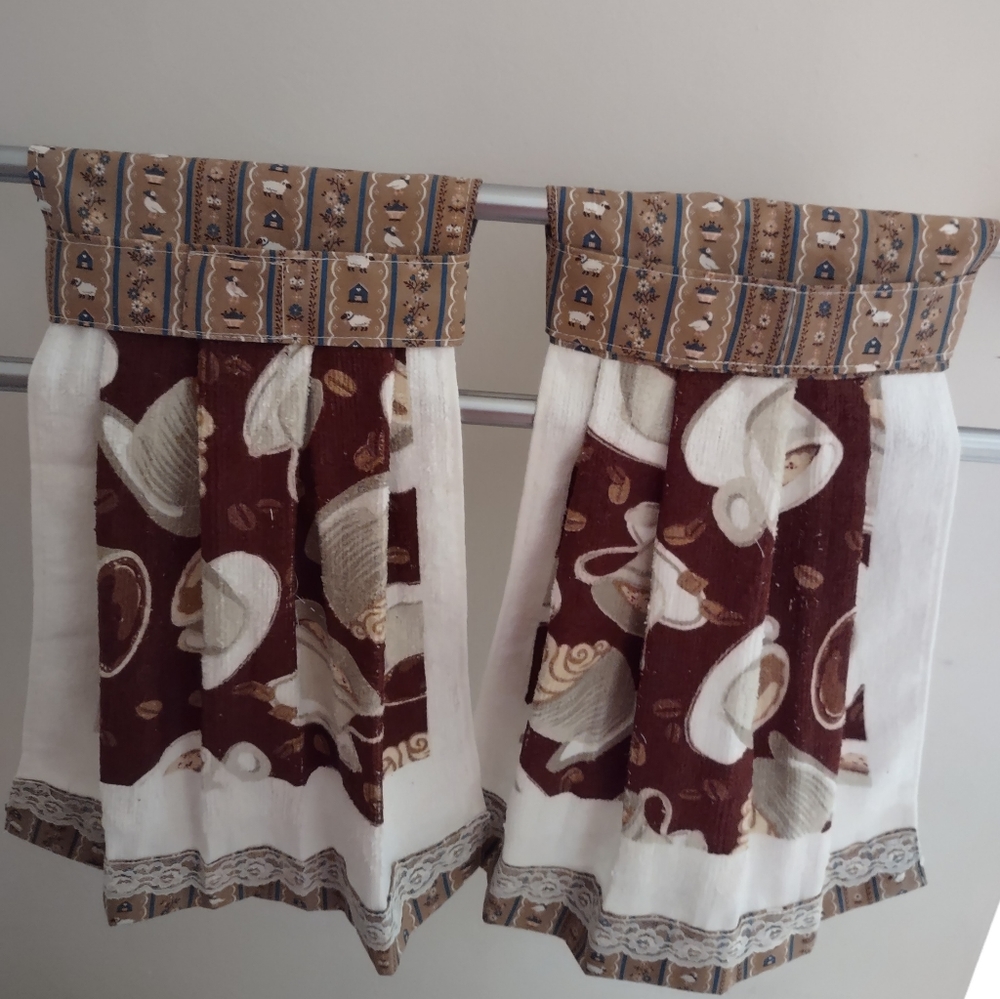 Hanging kitchen towels